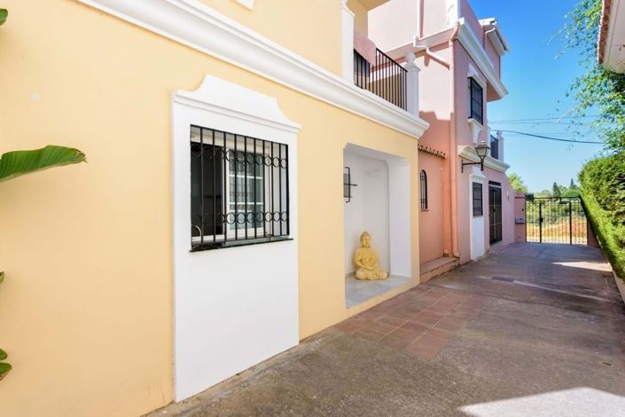 Image No.44-4 Bed Villa for sale