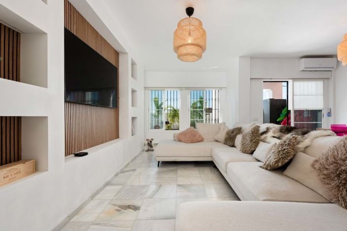 Image No.6-4 Bed Villa for sale