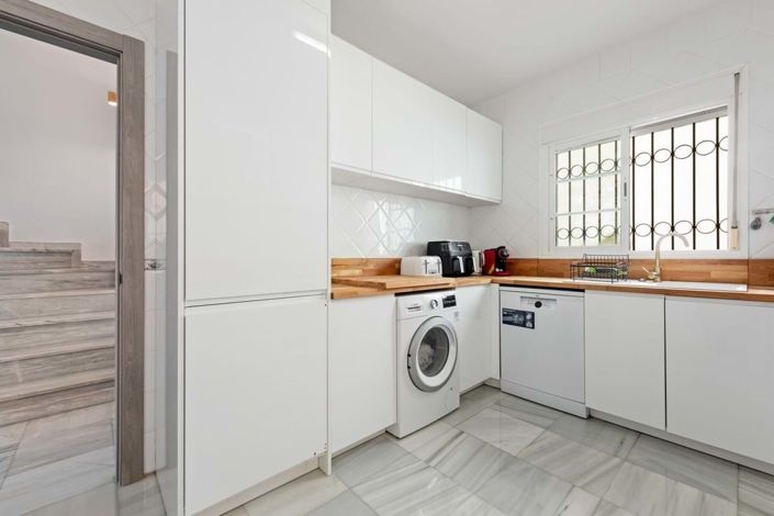 Image No.8-4 Bed Villa for sale