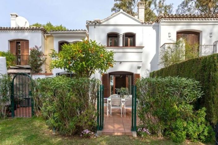 Image No.5-2 Bed Townhouse for sale