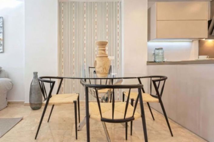 Image No.7-2 Bed Townhouse for sale