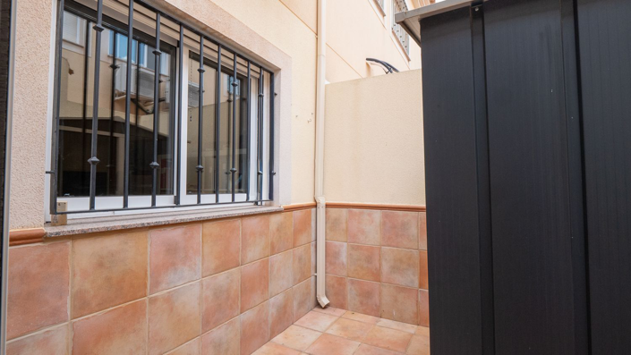 Image No.20-4 Bed Semi-Detached for sale