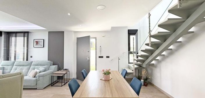 Image No.15-3 Bed Apartment for sale