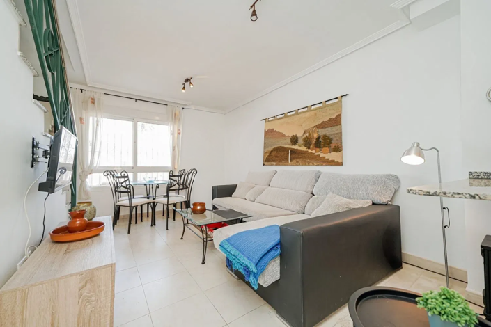 Image No.10-3 Bed Semi-Detached for sale