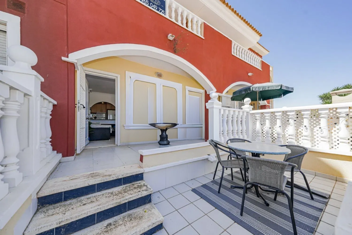 Image No.3-3 Bed Semi-Detached for sale