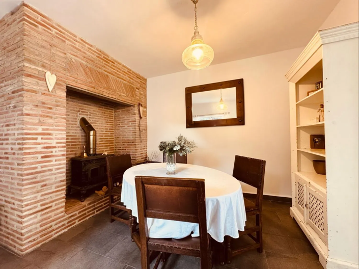 Image No.18-4 Bed Villa for sale