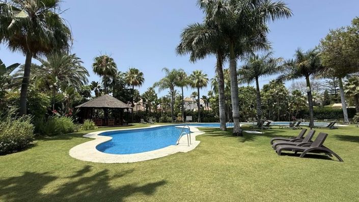 Image No.27-2 Bed Apartment for sale