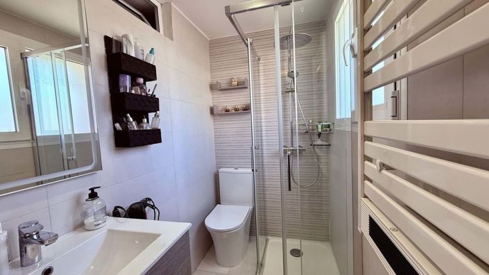 Image No.11-3 Bed Apartment for sale