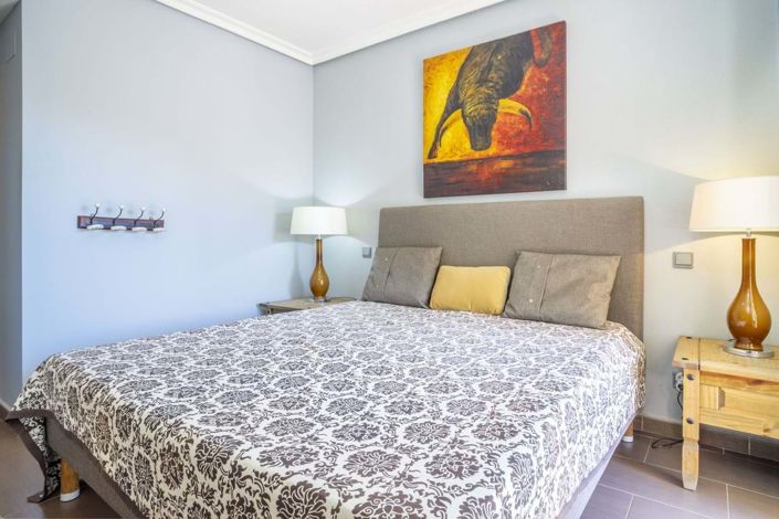 Image No.23-2 Bed Apartment for sale