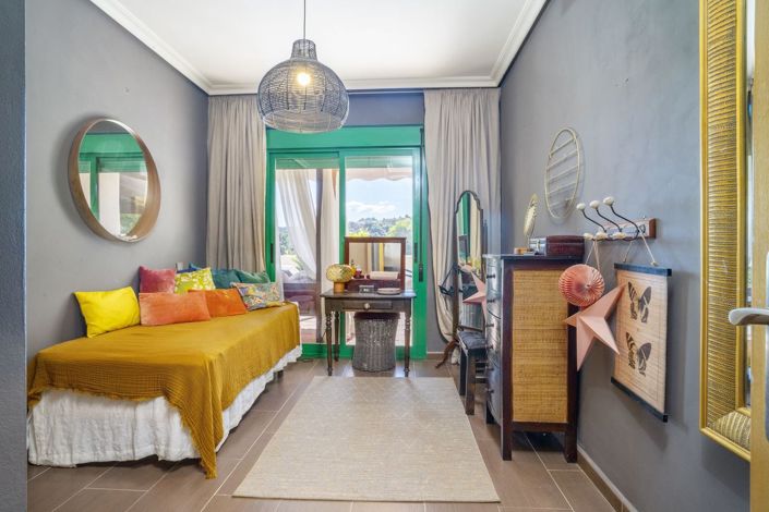 Image No.27-2 Bed Apartment for sale