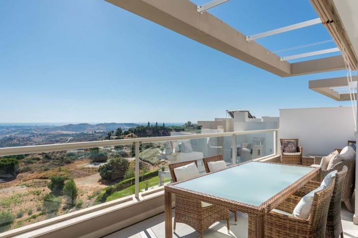 Image No.10-3 Bed Apartment for sale