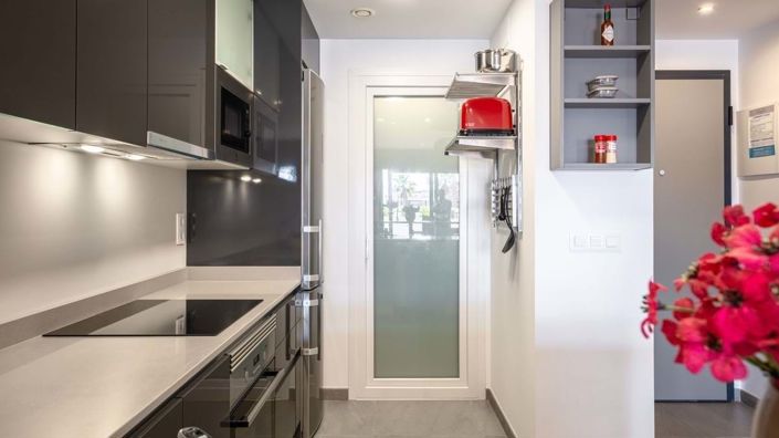 Image No.8-2 Bed Apartment for sale