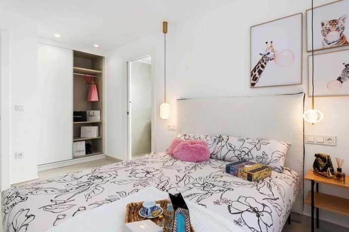 Image No.17-3 Bed Apartment for sale