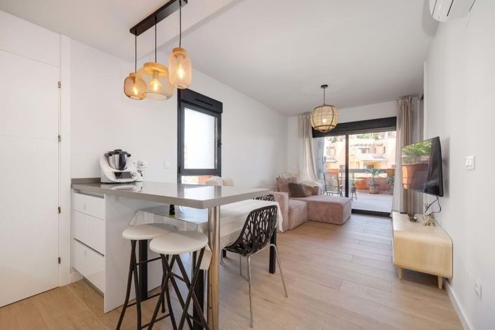 Image No.20-2 Bed Apartment for sale