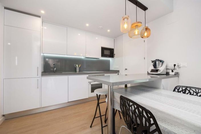 Image No.7-2 Bed Apartment for sale