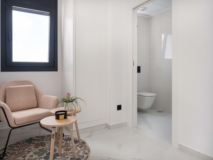 Image No.19-3 Bed Villa for sale