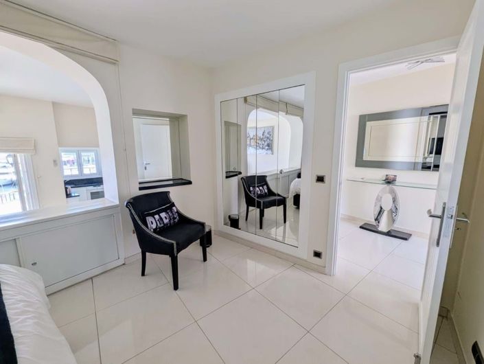 Image No.16-2 Bed Apartment for sale