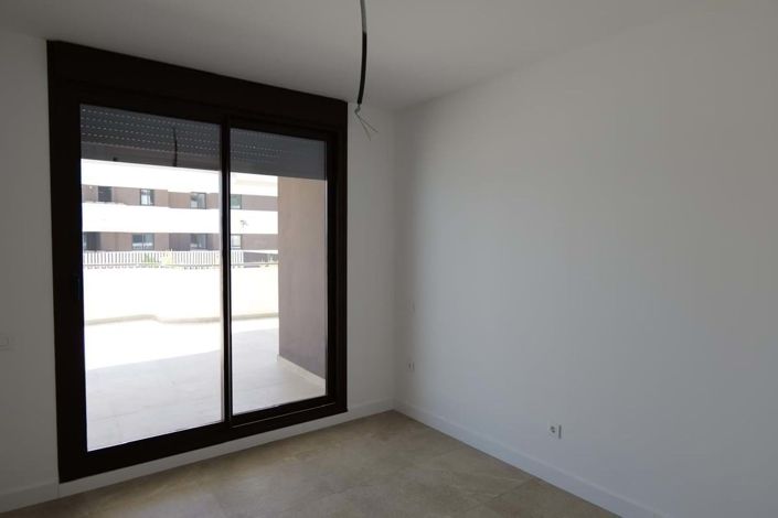 Image No.13-2 Bed Apartment for sale