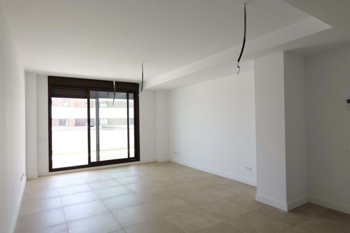 Image No.19-2 Bed Apartment for sale