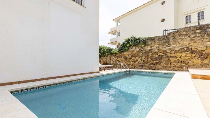 Image No.32-2 Bed Apartment for sale