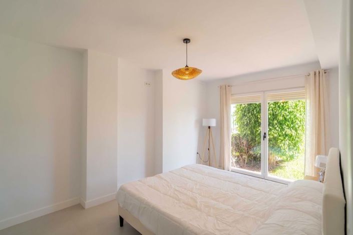 Image No.18-3 Bed Apartment for sale