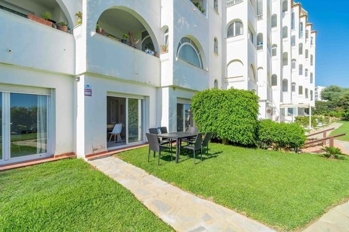 Image No.26-3 Bed Apartment for sale