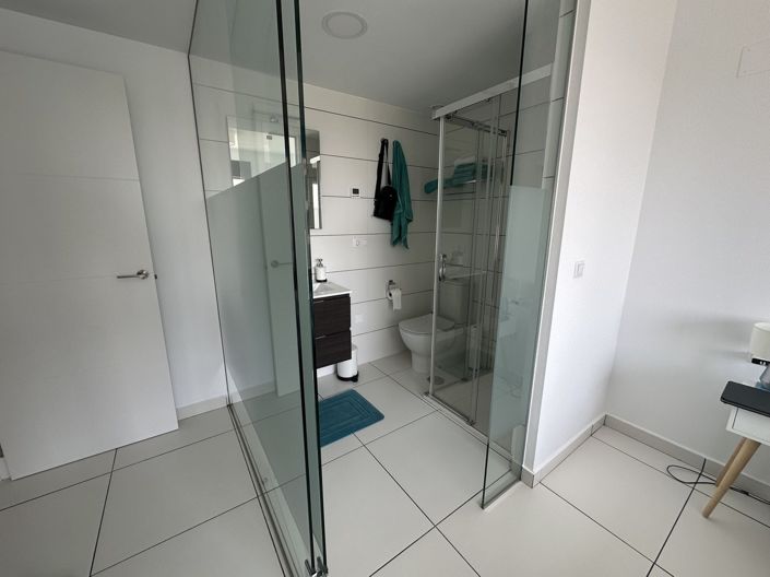 Image No.13-2 Bed Apartment for sale