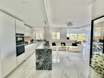 1447-637270-78d1f4f8b6655591b02d22fabb36a692d