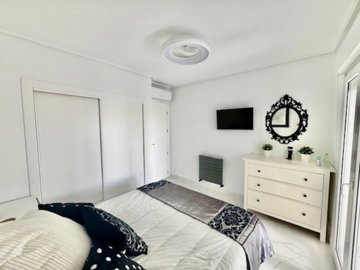 Image No.28-2 Bed Apartment for sale