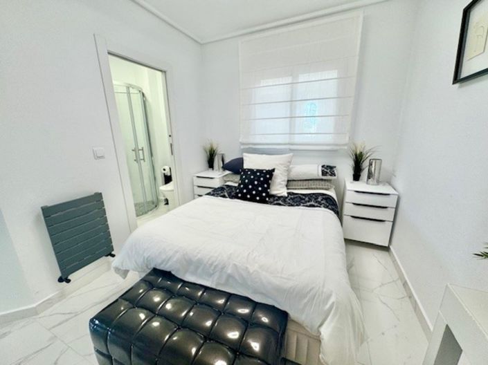 Image No.29-2 Bed Apartment for sale