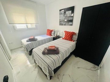 1447-637268-78d1f4f8b6655591b02d22fabb36a692d