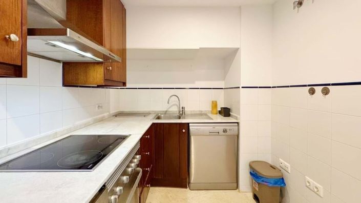 Image No.13-2 Bed Apartment for sale