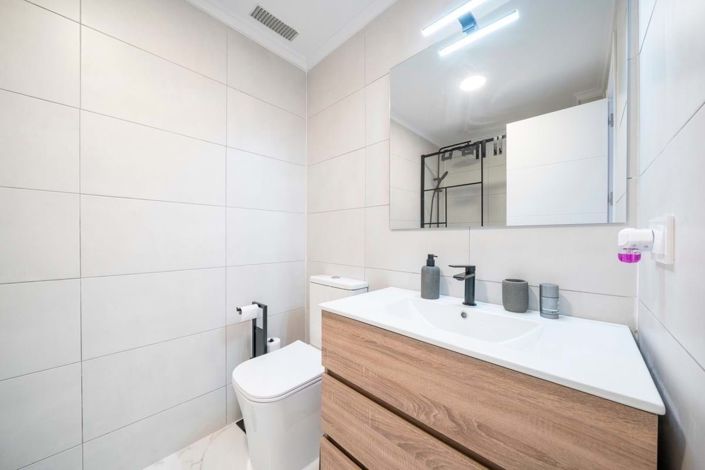 Image No.16-2 Bed Apartment for sale