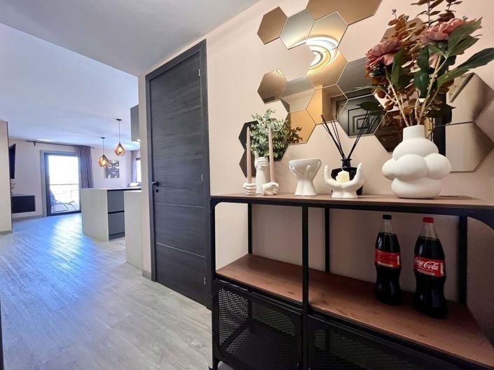 Image No.22-4 Bed Apartment for sale