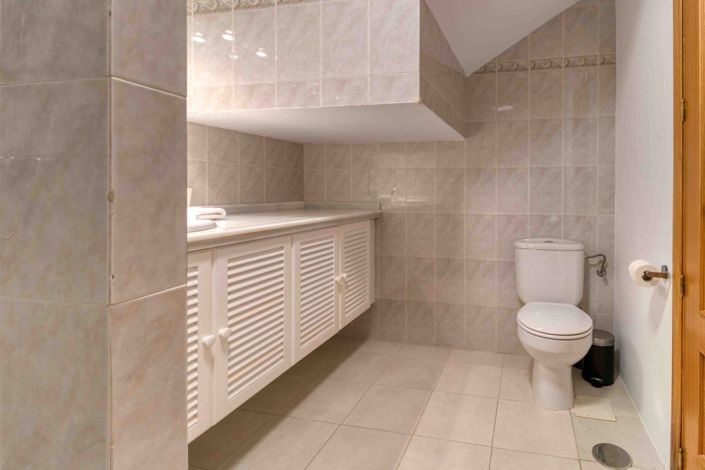 Image No.15-3 Bed Semi-Detached for sale