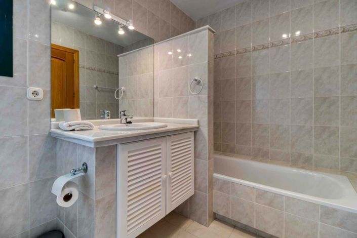 Image No.22-3 Bed Semi-Detached for sale