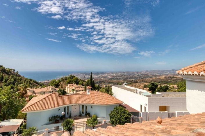 Image No.32-3 Bed Semi-Detached for sale