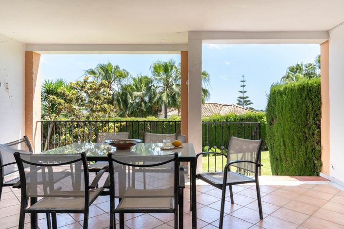 Image No.2-4 Bed Townhouse for sale