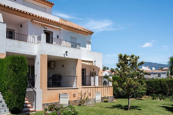 Image No.30-4 Bed Townhouse for sale