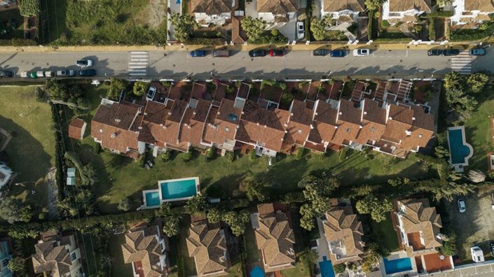 Image No.34-4 Bed Townhouse for sale