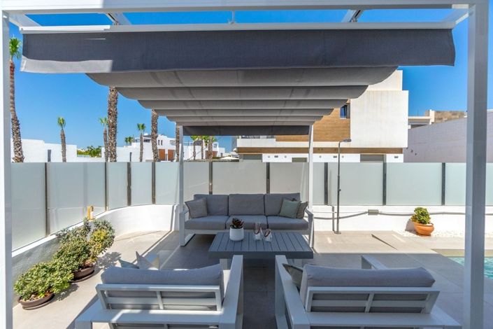 Image No.43-4 Bed Villa for sale