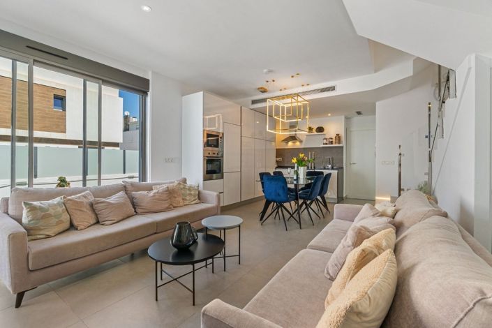 Image No.8-4 Bed Villa for sale