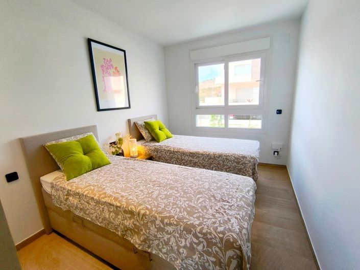 Image No.15-2 Bed Apartment for sale