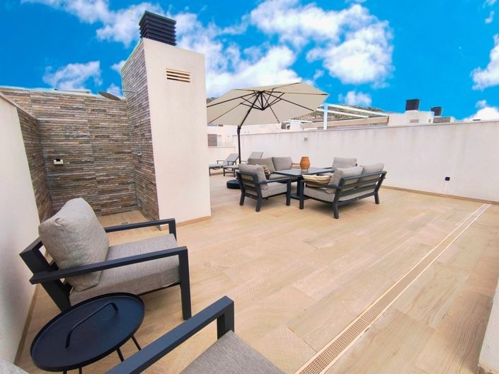 Image No.21-2 Bed Apartment for sale