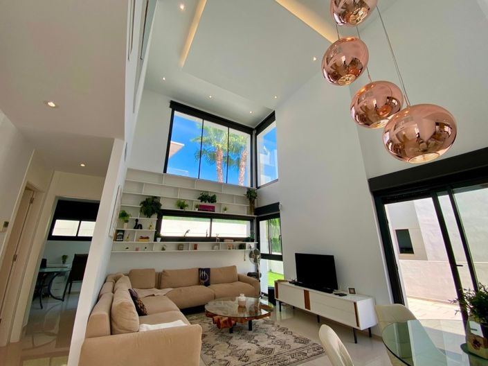 Image No.16-3 Bed Villa for sale