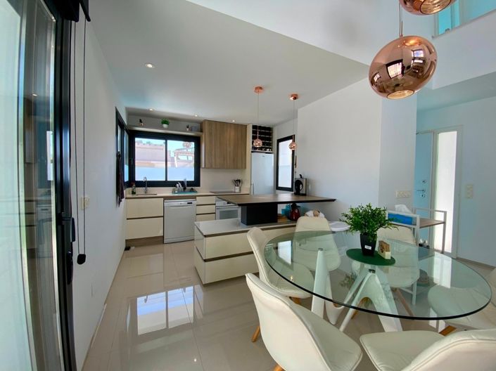 Image No.23-3 Bed Villa for sale