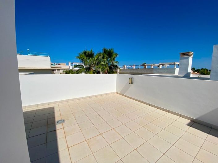 Image No.56-3 Bed Villa for sale