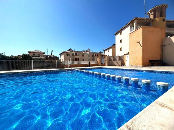 Image No.1-2 Bed Townhouse for sale