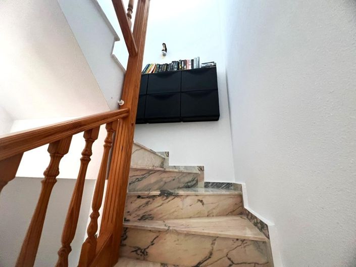 Image No.19-2 Bed Townhouse for sale