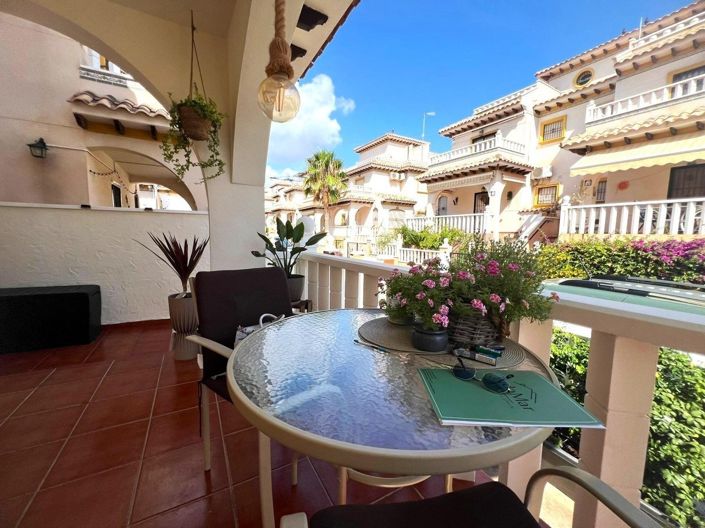 Image No.2-2 Bed Townhouse for sale